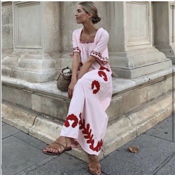 NWT Zara limited edition embroidered dress - Picture 4 of 16